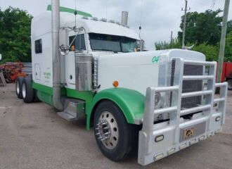  2004 PETERBILT  - Image 0.