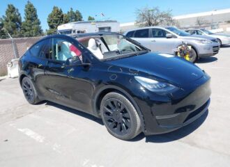  2021 TESLA  - Image 0.