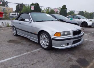  1999 BMW  - Image 0.