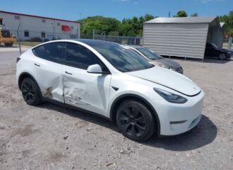  2023 TESLA  - Image 0.