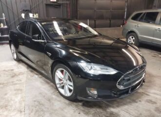  2014 TESLA  - Image 0.