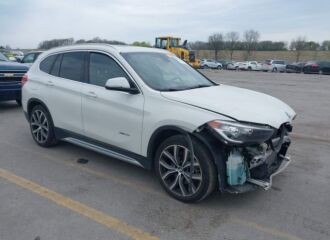  2017 BMW  - Image 0.