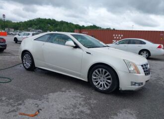  2013 CADILLAC  - Image 0.