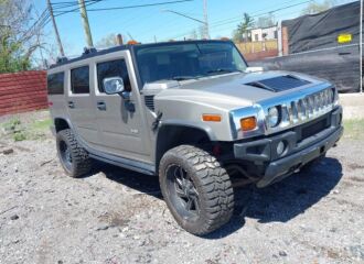  2003 HUMMER  - Image 0.