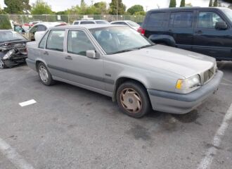  1996 VOLVO  - Image 0.