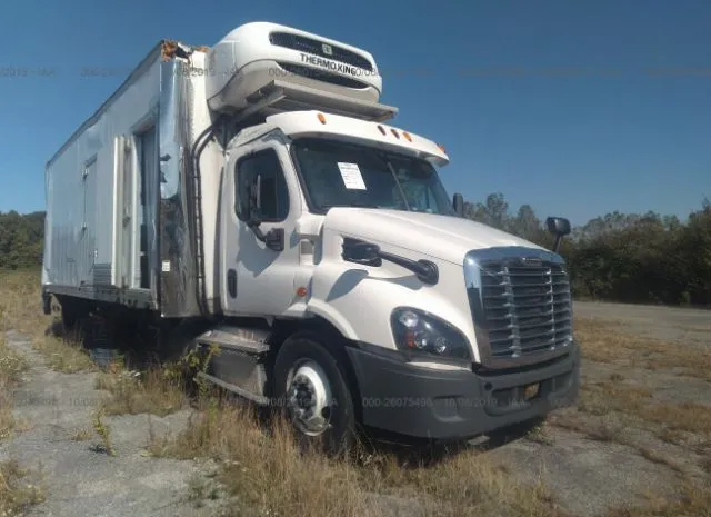 2015 FREIGHTLINER  - Image 1.