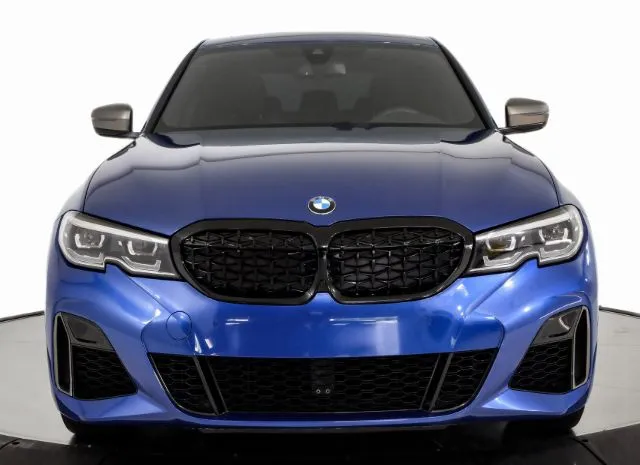 2022 BMW  - Image 3.