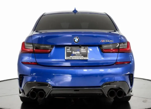 2022 BMW  - Image 7.