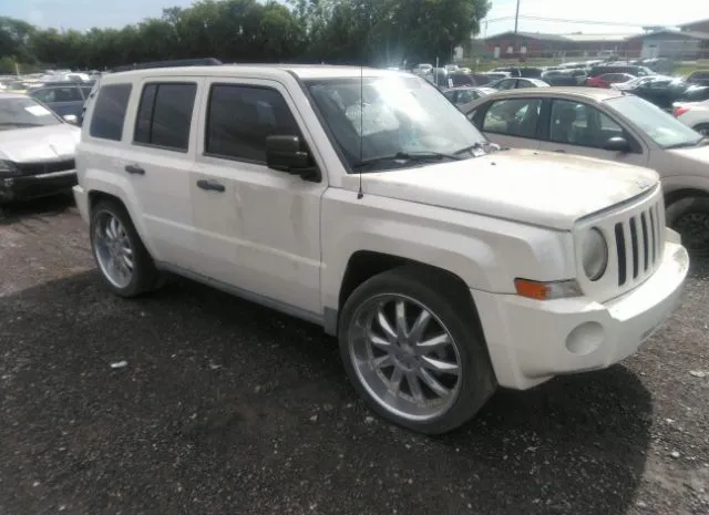 2010 JEEP  - Image 1.