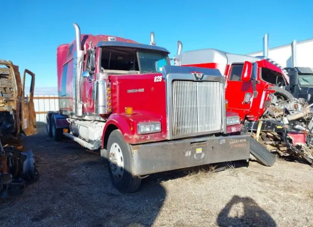 2001 WESTERN STAR/AUTO CAR  - Image 1.