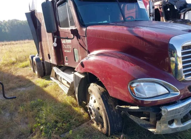 2003 FREIGHTLINER  - Image 1.