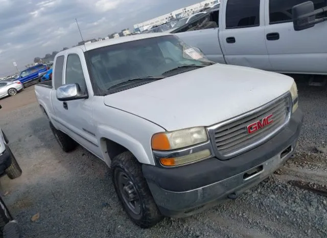 2002 GMC  - Image 1.