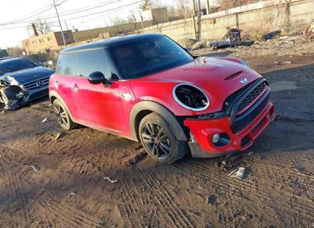 2015 MINI  - Image 1.