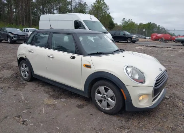 2017 MINI  - Image 1.