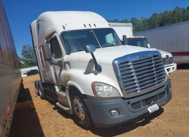 2014 FREIGHTLINER  - Image 1.