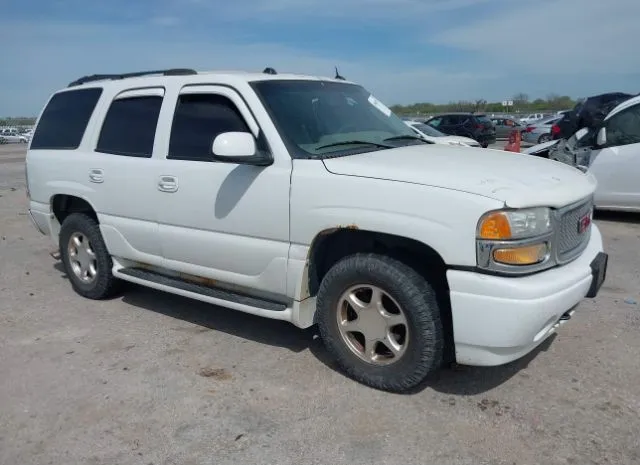 2004 GMC  - Image 1.