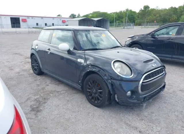 2015 MINI  - Image 1.